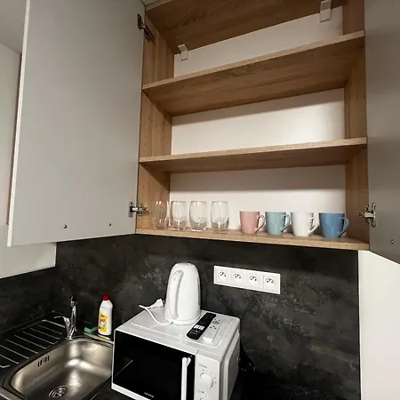 Apartment Bi